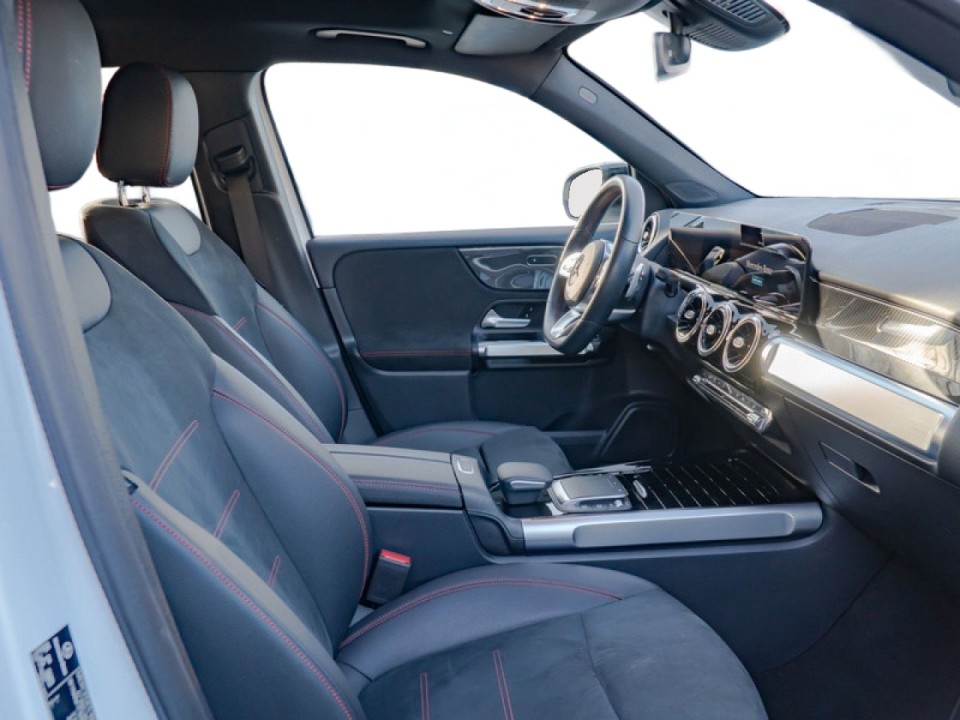 Mercedes-Benz GLB 220d 4MATIC AMG Line (3)