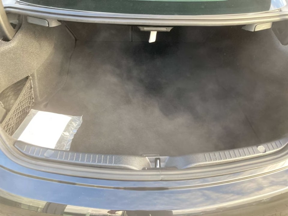 Mercedes-Benz C 300 AMG - foto 11