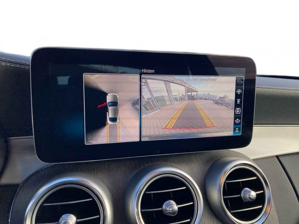 Mercedes-Benz C 300 AMG - foto 9