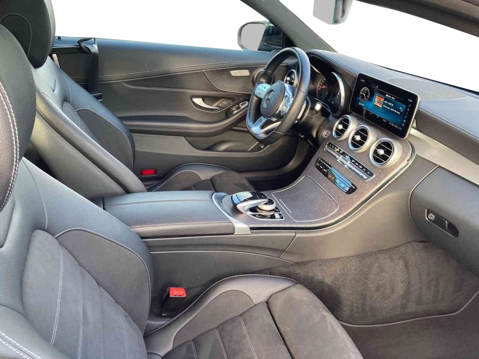 Mercedes-Benz C 300 AMG - foto 8