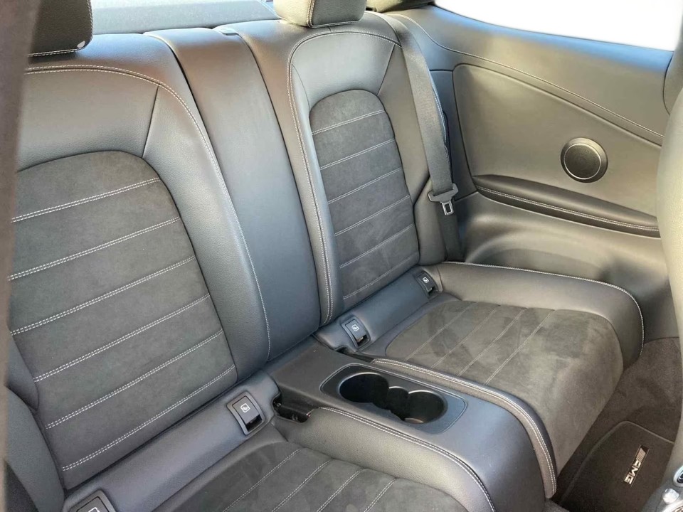 Mercedes-Benz C 300 AMG - foto 10
