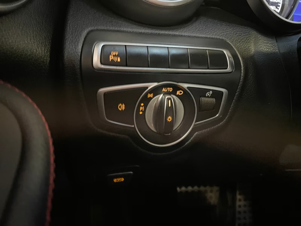 Mercedes-Benz C 43 AMG - foto 16