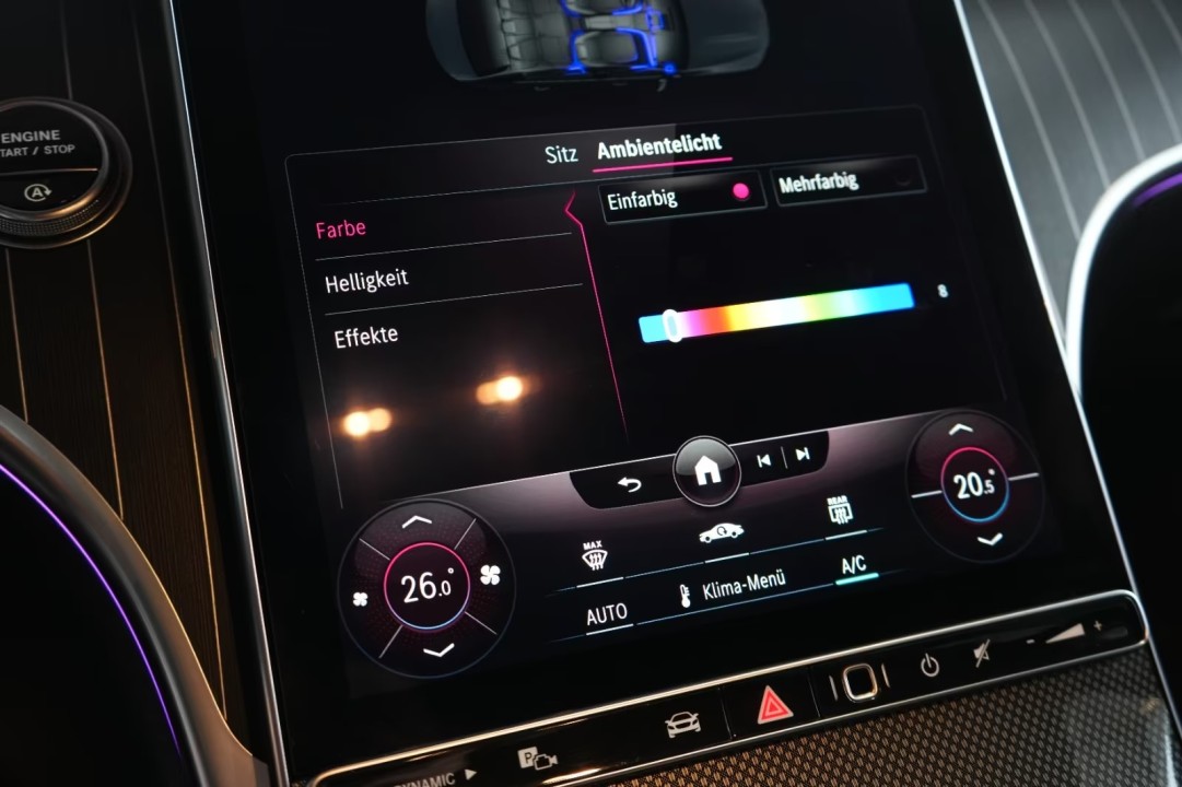 Mercedes-Benz C 200 4MATIC AMG - foto 20