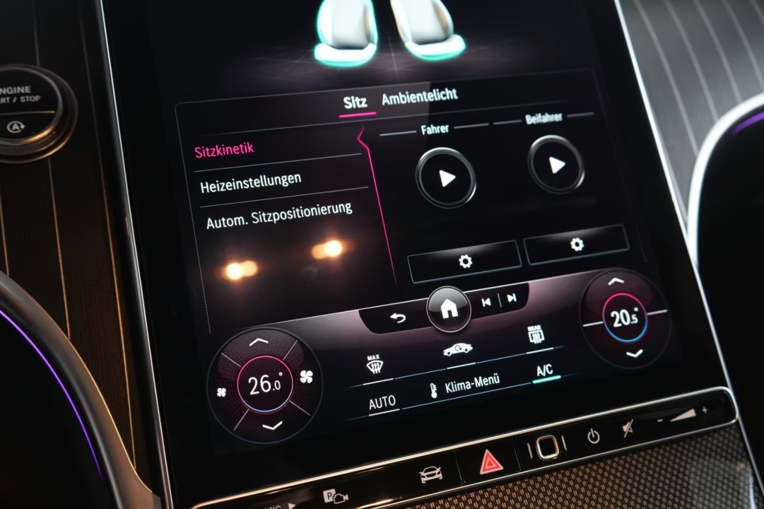 Mercedes-Benz C 200 4MATIC AMG - foto 19