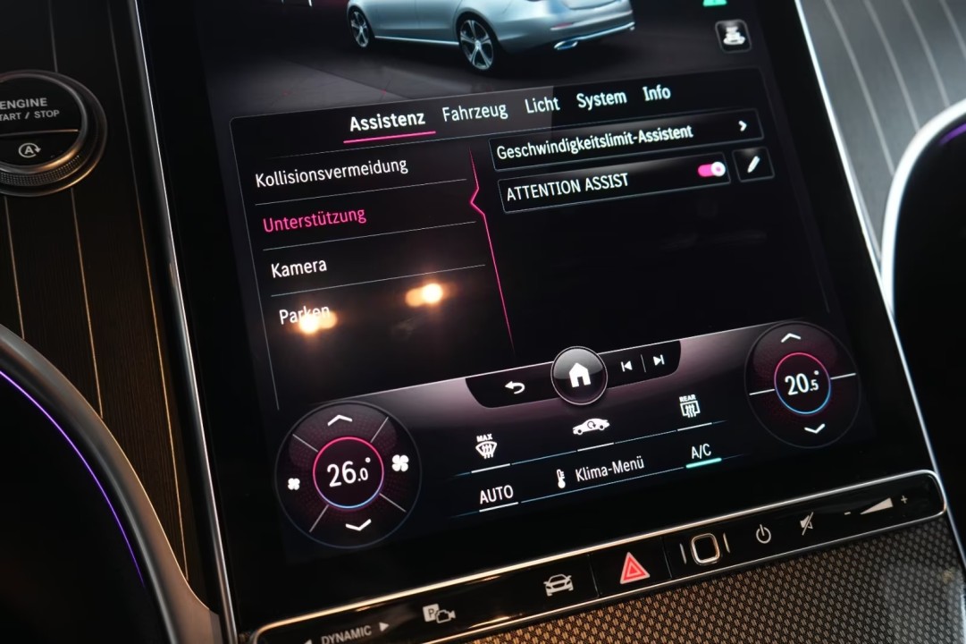 Mercedes-Benz C 200 4MATIC AMG - foto 18