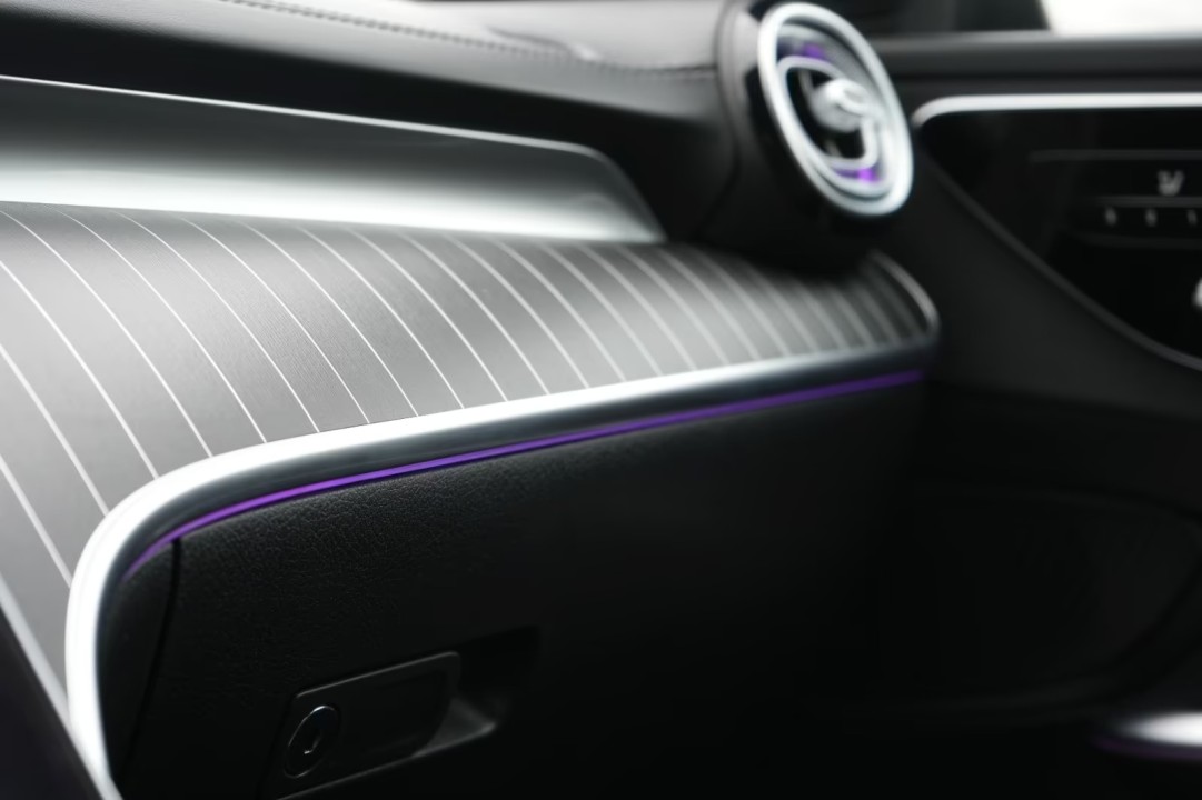 Mercedes-Benz C 200 4MATIC AMG - foto 25