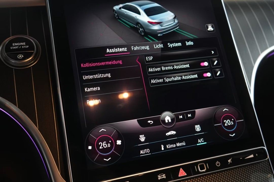 Mercedes-Benz C 200 4MATIC AMG - foto 21