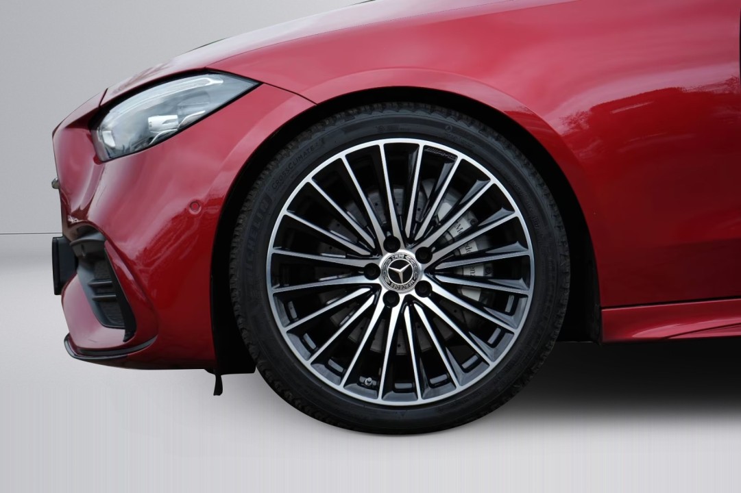 Mercedes-Benz C 200 4MATIC AMG - foto 43