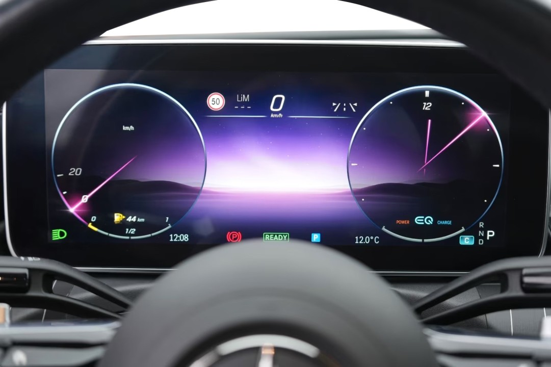 Mercedes-Benz C 200 4MATIC AMG - foto 15