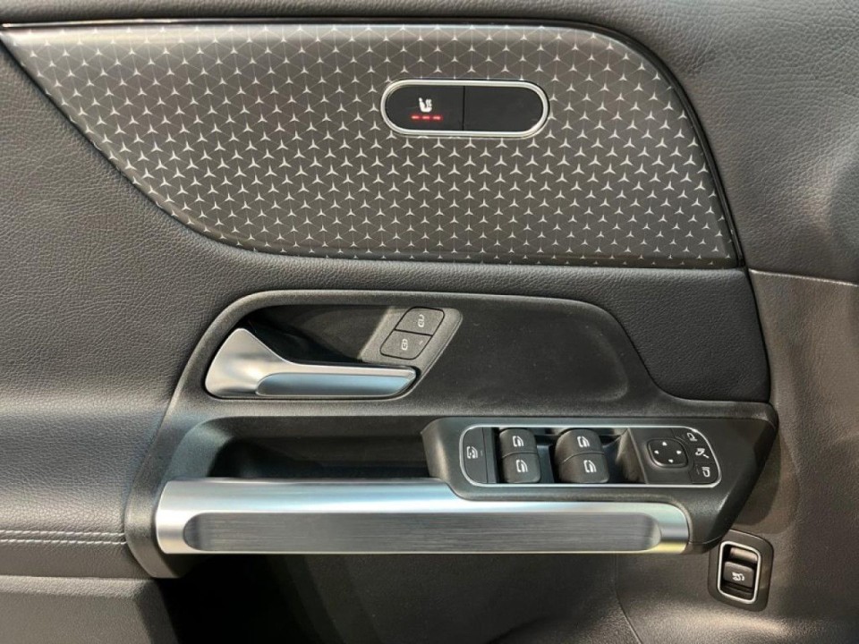 Mercedes-Benz GLB 200d - foto 10