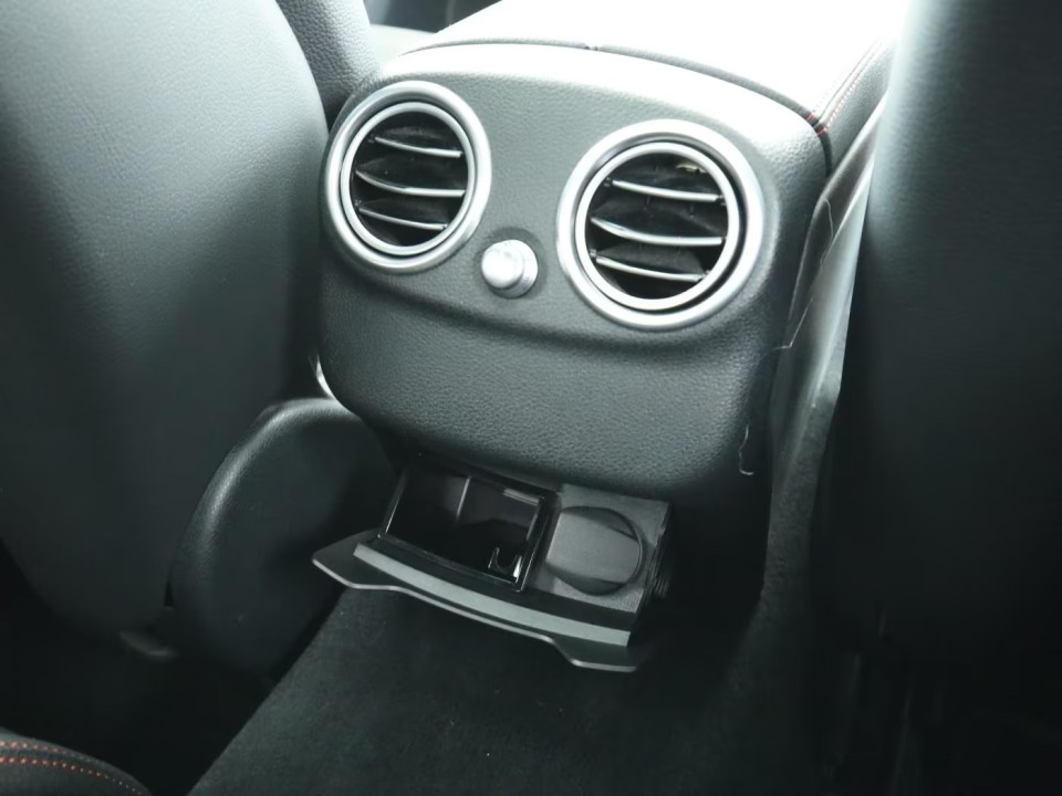 Mercedes-Benz C 220d 4MATIC Coupé AMG - foto 19