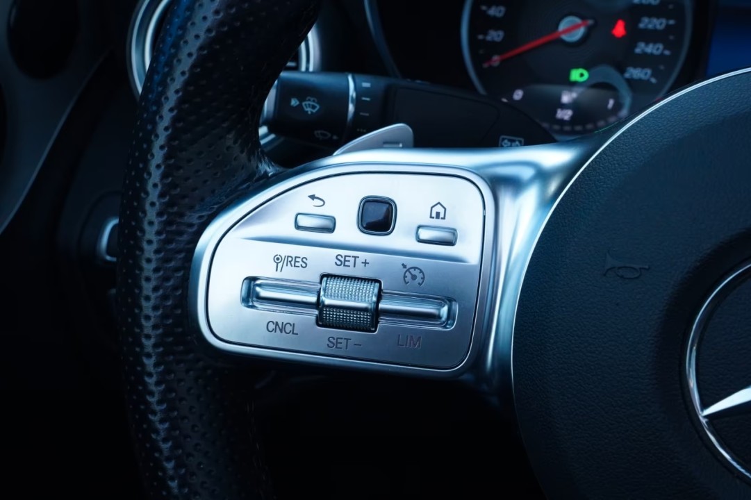 Mercedes-Benz C 300 AMG Cabrio - foto 24