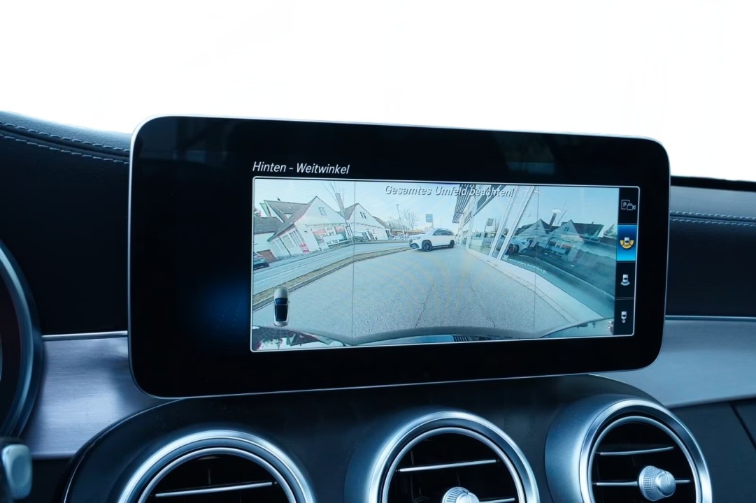 Mercedes-Benz C 300 AMG Cabrio - foto 30