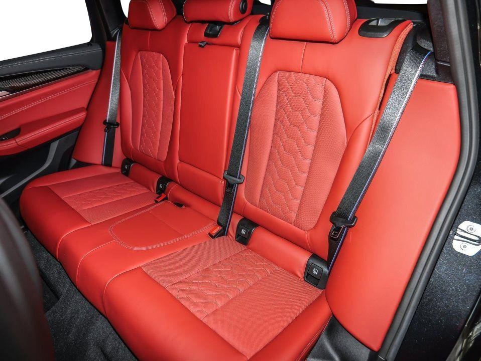 BMW X3 M Competition - foto 7