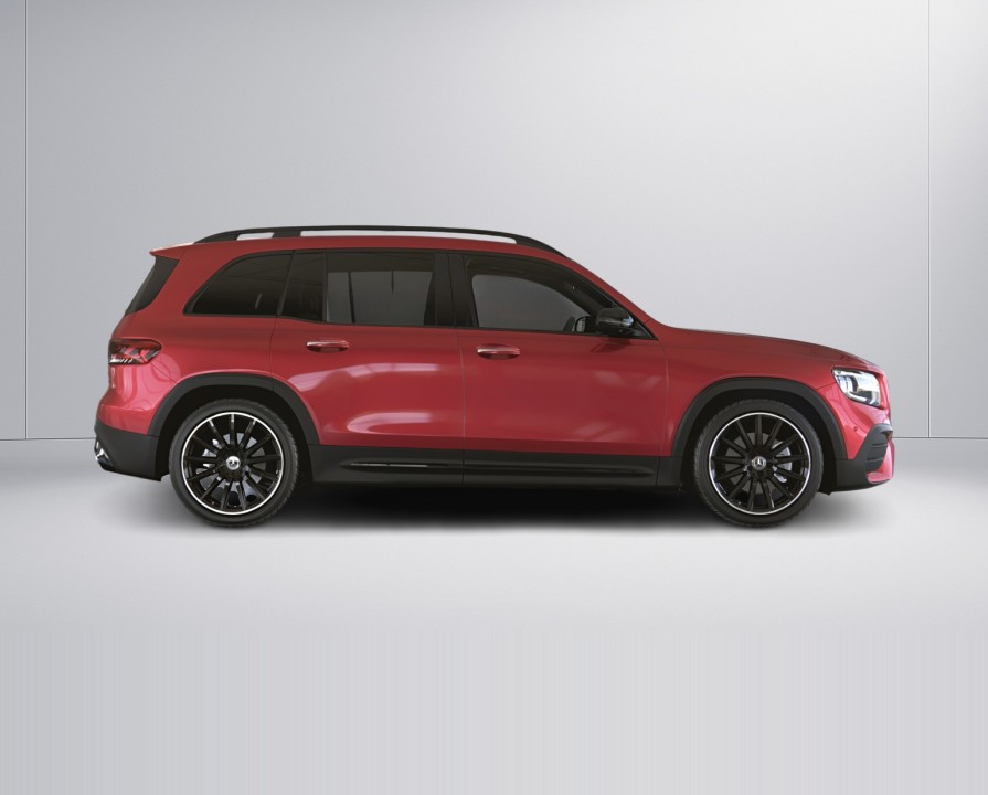 Mercedes-Benz GLB 250 4MATIC AMG Line (3)