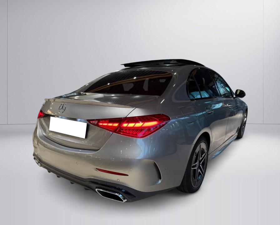 Mercedes-Benz C 300 AMG (2)