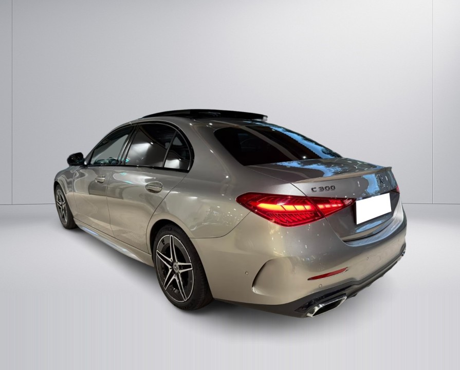 Mercedes-Benz C 300 AMG (4)