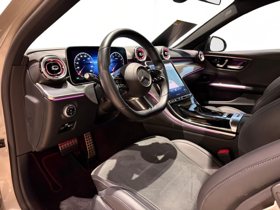 Mercedes-Benz C 300 AMG - foto 10