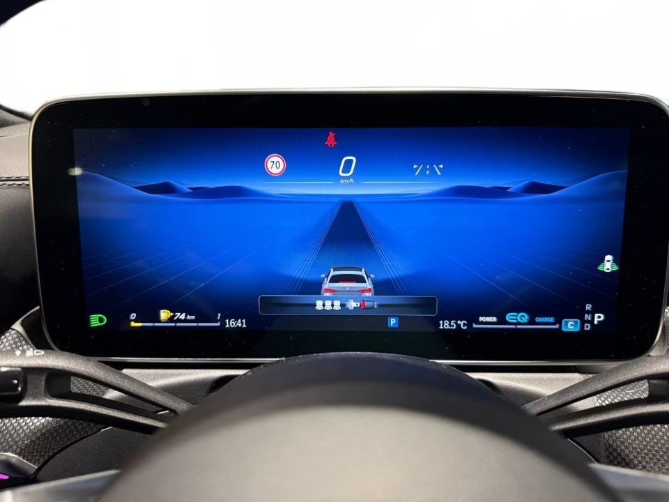 Mercedes-Benz C 300 AMG - foto 19