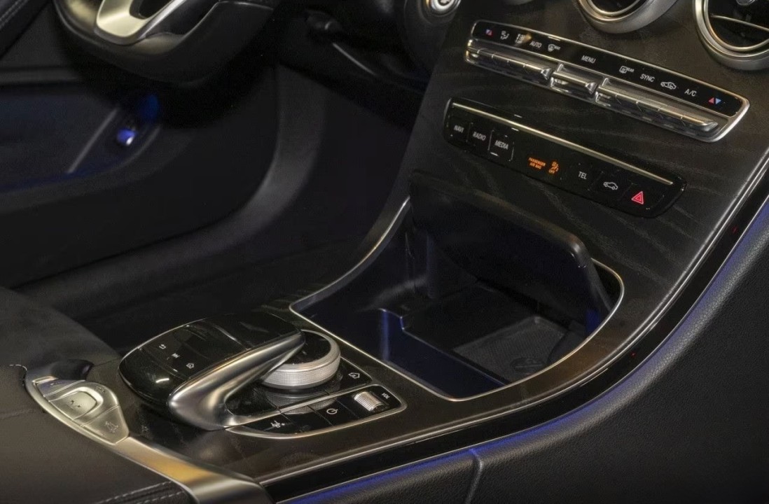 Mercedes-Benz C 200 AMG Cabrio - foto 13