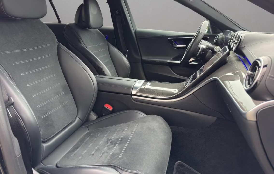 Mercedes-Benz C 300d AMG - foto 8