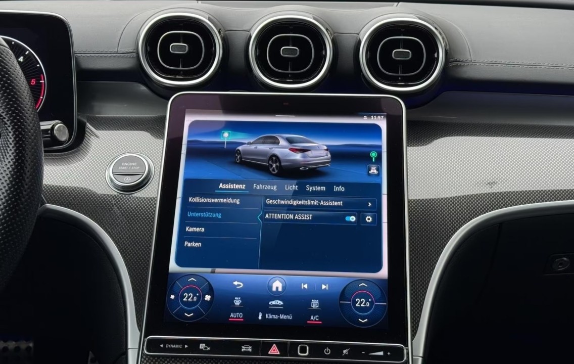 Mercedes-Benz C 300d AMG - foto 10