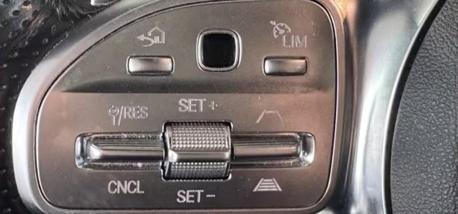 Mercedes-Benz C 43 AMG Coupe 4MATIC - foto 13