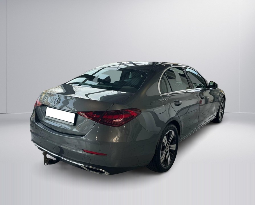 Mercedes-Benz C 220d (2)