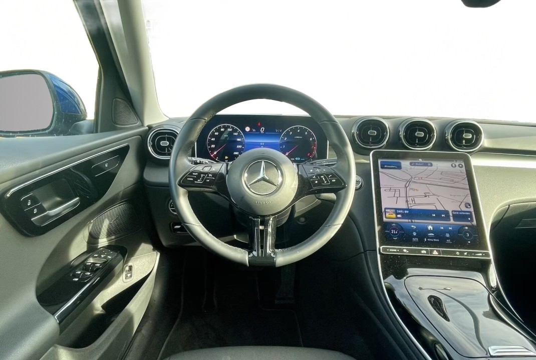 Mercedes-Benz C 300 4MATIC - foto 9