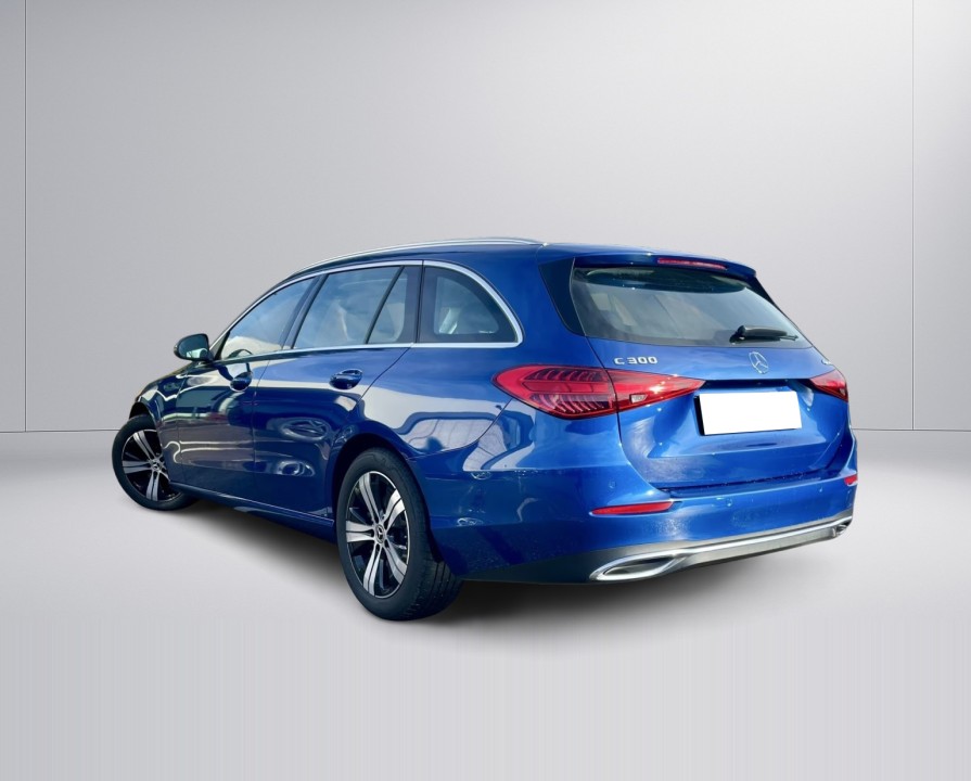 Mercedes-Benz C 300 4MATIC (5)