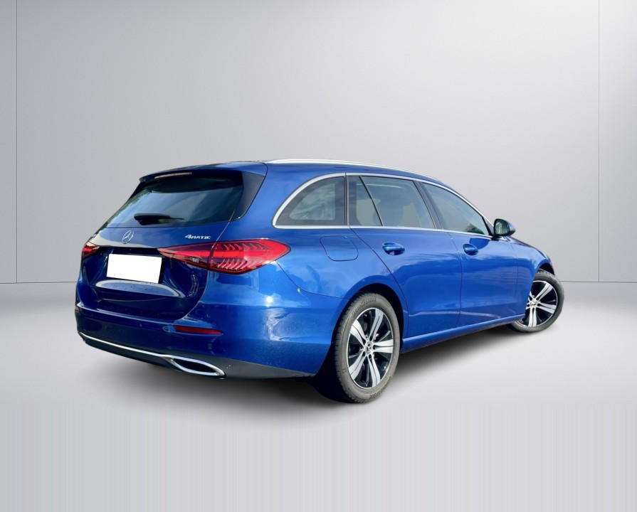 Mercedes-Benz C 300 4MATIC (3)