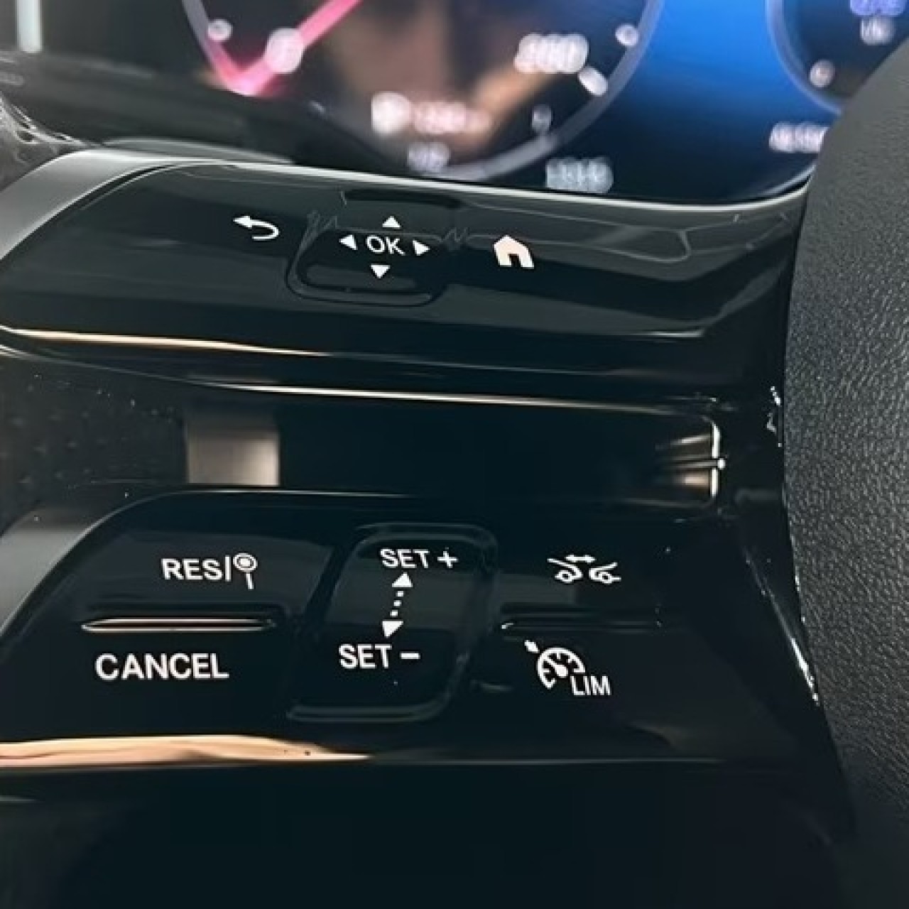 Mercedes-Benz C 220d AMG - foto 17