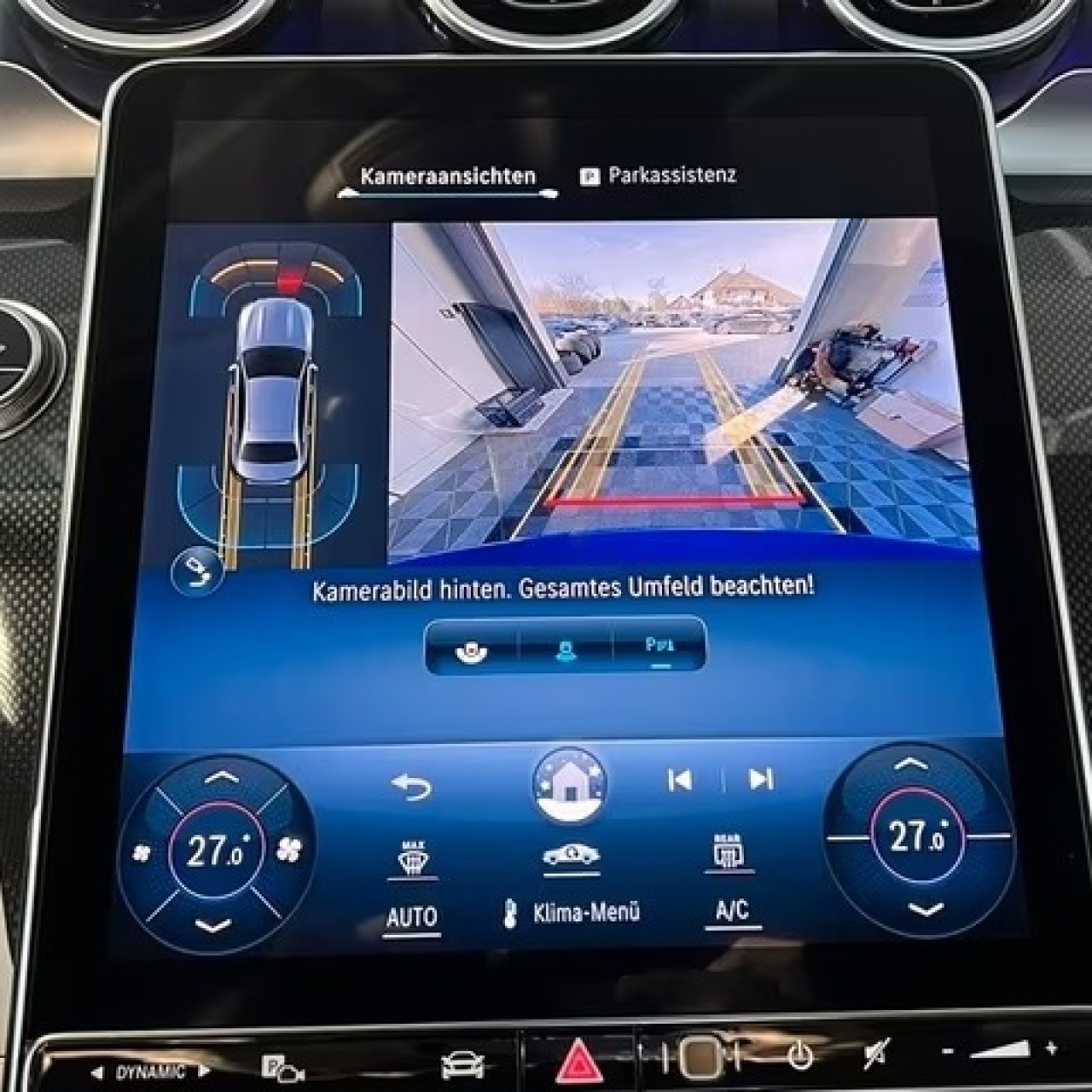 Mercedes-Benz C 220d AMG - foto 23