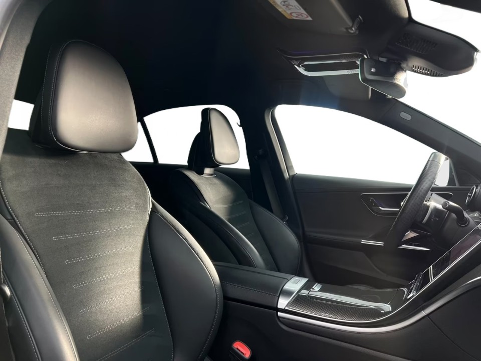 Mercedes-Benz C 220d AMG - foto 16