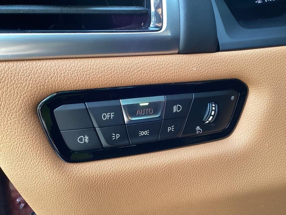 BMW Seria 8 840i xDrive Gran Coupe - foto 16