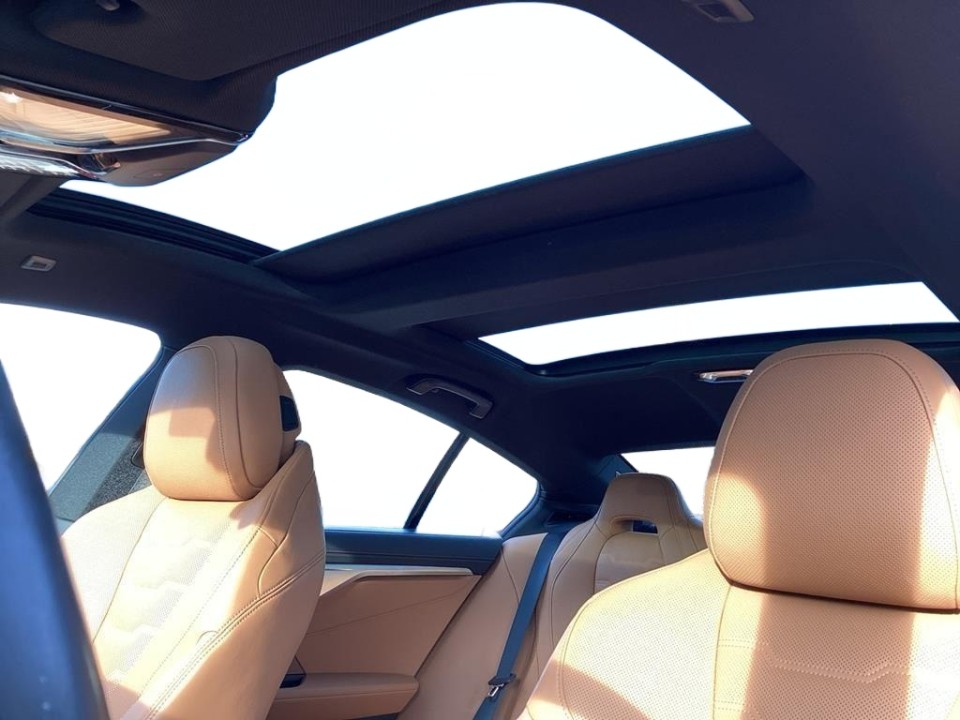 BMW Seria 8 840i xDrive Gran Coupe - foto 11