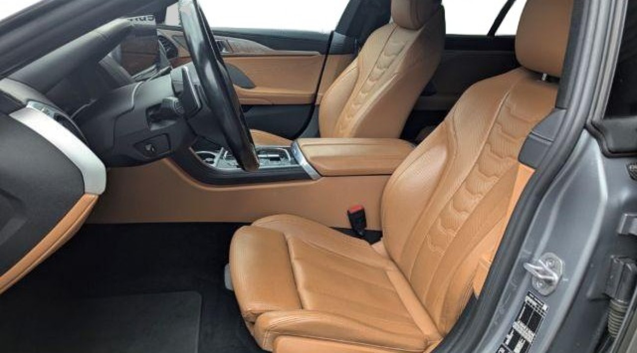 BMW Seria 8 840d xDrive Gran Coupe M-Sport (5)