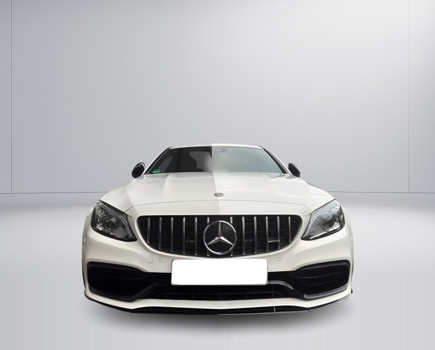 Mercedes-Benz C 63 AMG - foto 7