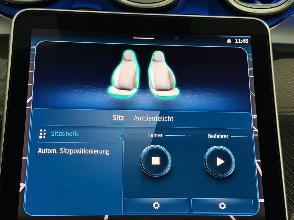 Mercedes-Benz C 300d AMG - foto 25