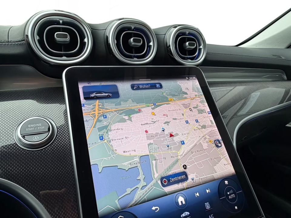 Mercedes-Benz C 300d AMG - foto 29