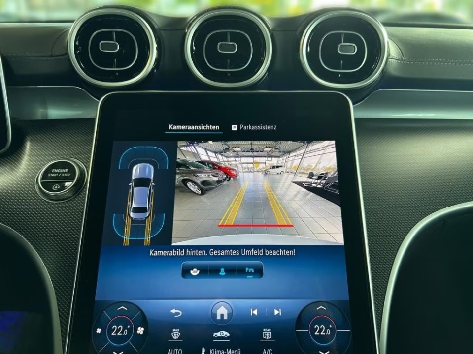 Mercedes-Benz C 180 AMG - foto 12