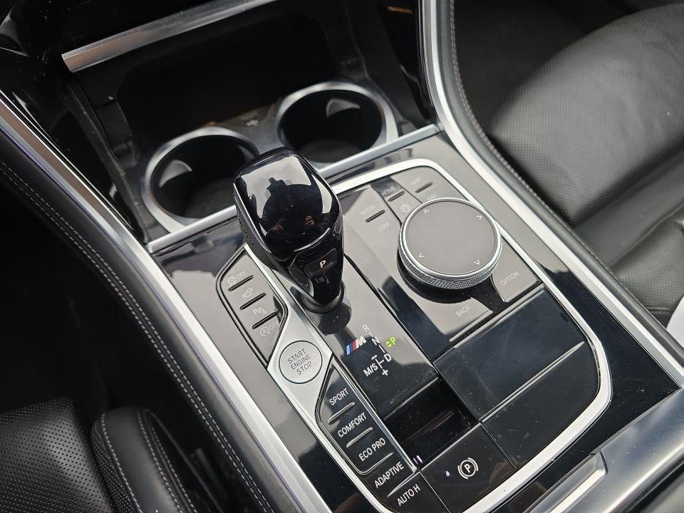 BMW Seria 8 M850i xDrive Coupe - foto 12
