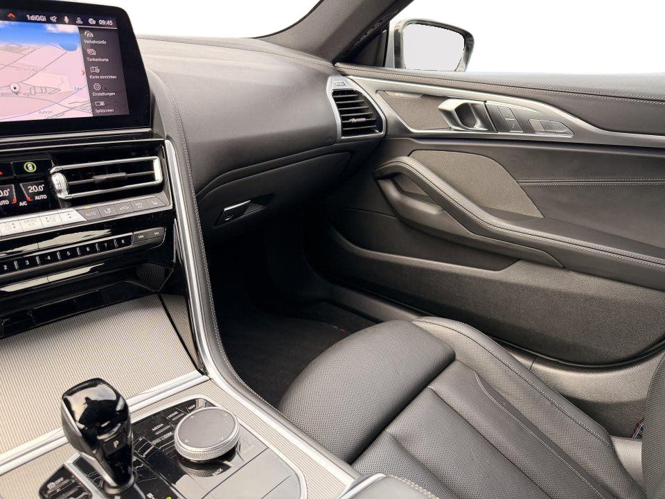 BMW Seria 8 840d xDrive Gran Coupe M-Sport - foto 14