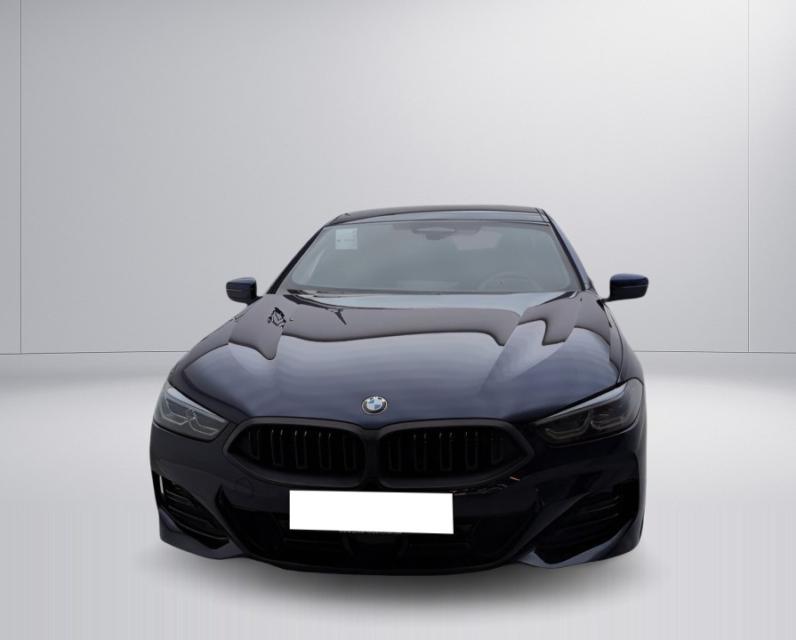 BMW Seria 8 840d xDrive Gran Coupe M-Sport (2)
