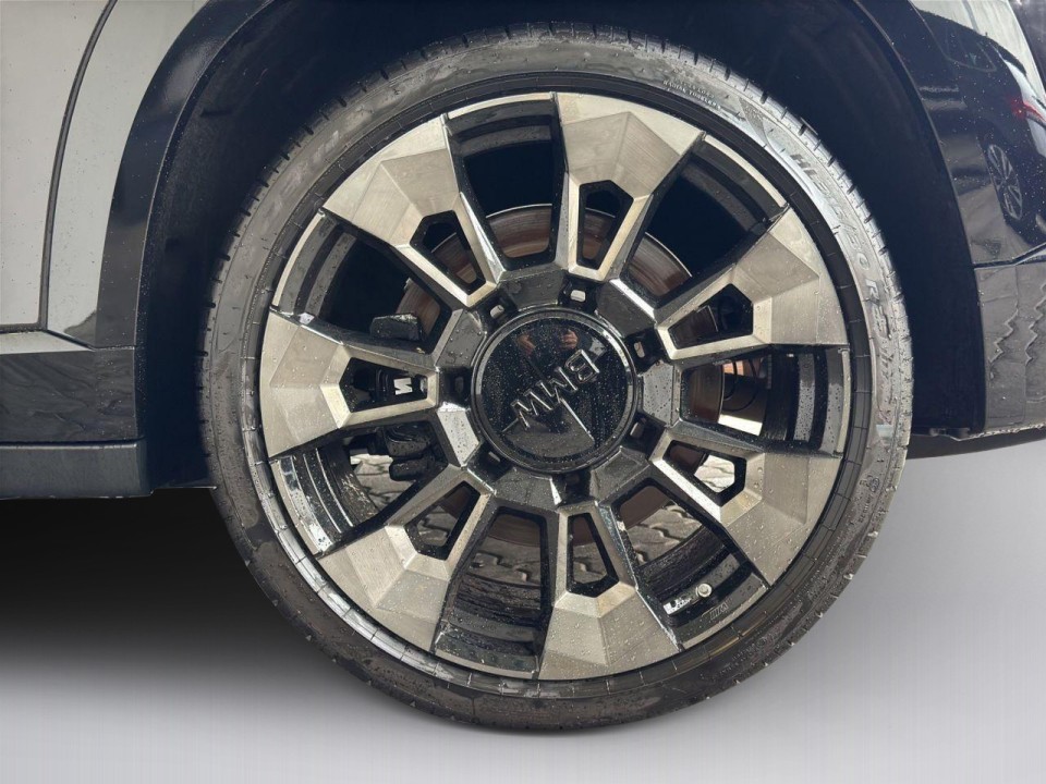 BMW XM Label Red - foto 9