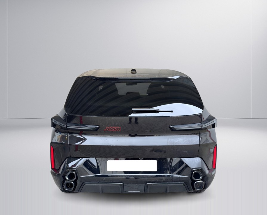 BMW XM Label Red (3)