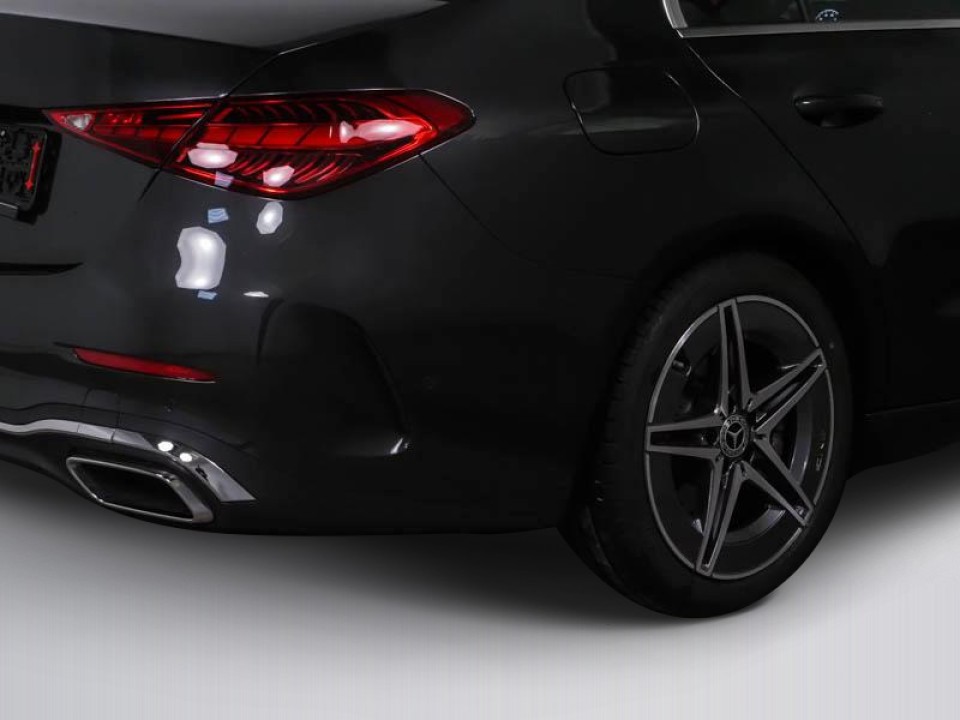 Mercedes-Benz C 200 AMG - foto 10