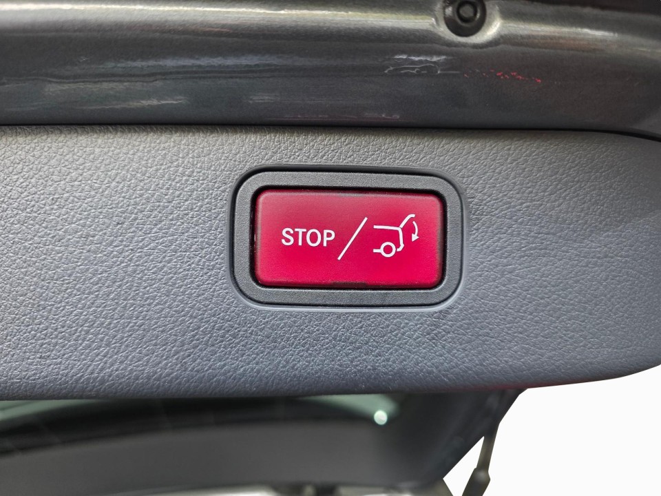 Mercedes-Benz C 220d 4MATIC AMG - foto 23