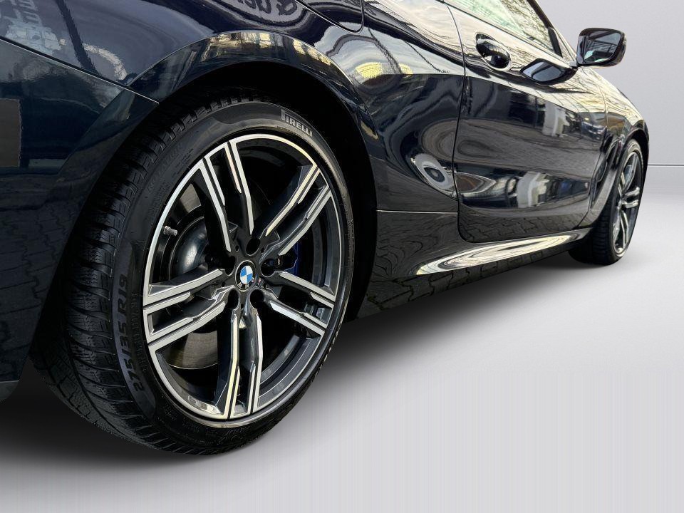 BMW Seria 8 M850i xDrive Coupe - foto 19