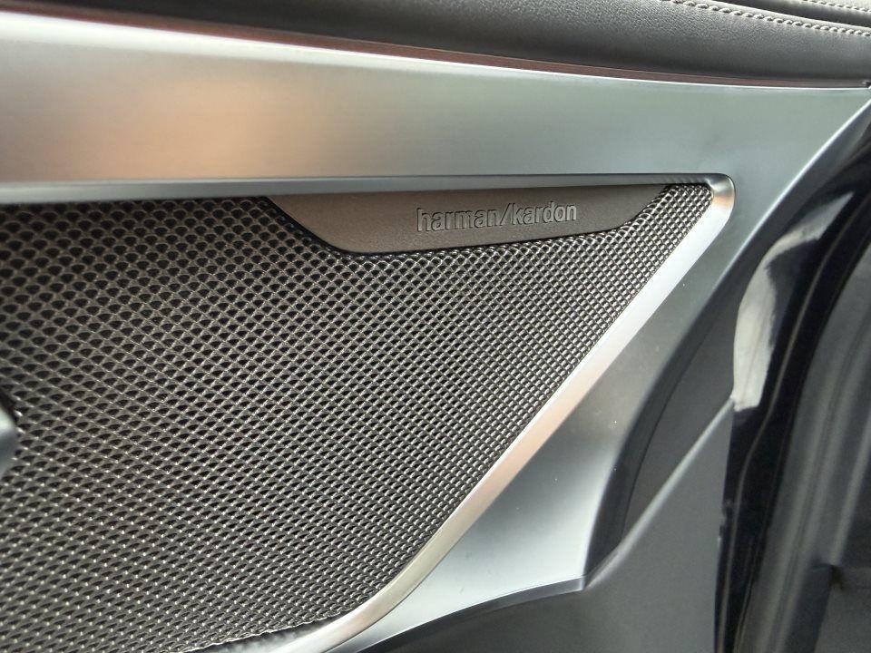 BMW Seria 8 M850i xDrive Coupe - foto 14